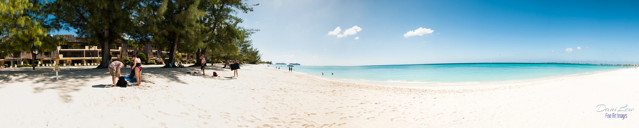 The Islands Club Condos and Seven-Mile Beach - pano The Islands Club Condos and Seven-Mile Beach - pano - taken with a Nikon D300 camera and Nikon 18-200 VR lens